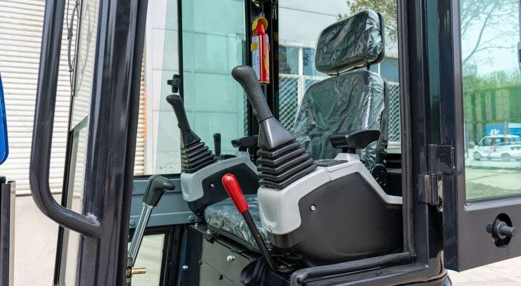 TYPHON 18 FLEX PRO 1.8 Ton Mini Excavator 12 attachments - Image 16